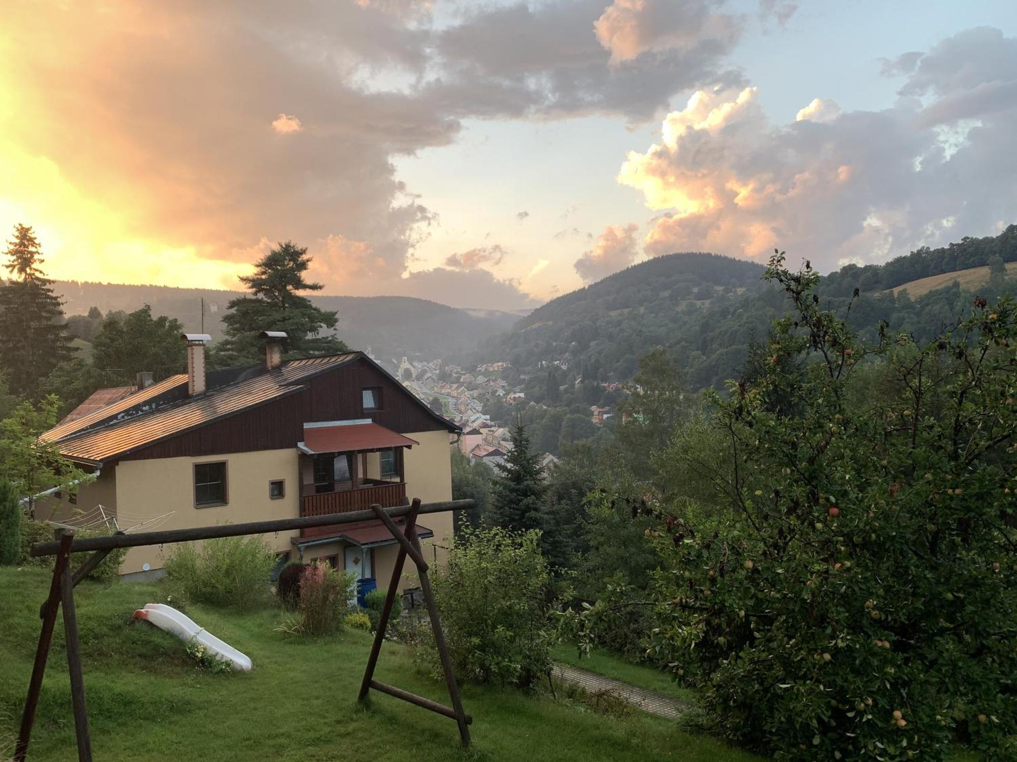 Popovska Chalupa Jáchymov Buitenkant foto